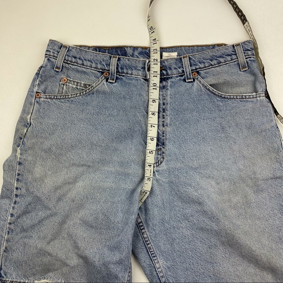 Vintage LEVI'S 550 High Waisted Jeans Shorts - Picture 4 of 7